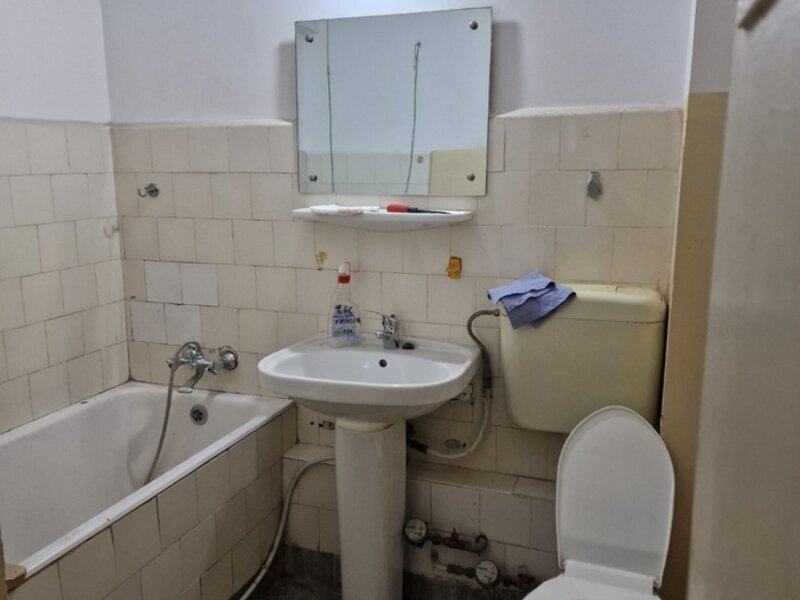 Basarabia, 3 minute metrou Costin Georgian