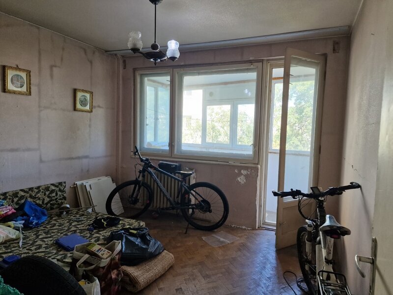 Basarabia, 3 minute metrou Costin Georgian